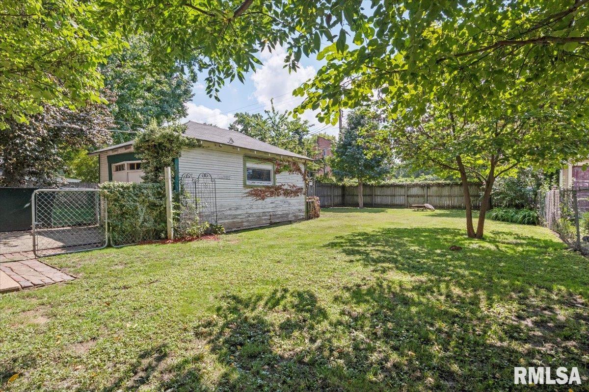 628 West Vine Street Springfield, IL 62704 - Photo 40 of 45
