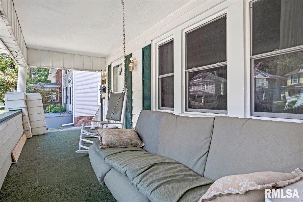 628 West Vine Street Springfield, IL 62704 - Photo 4 of 45