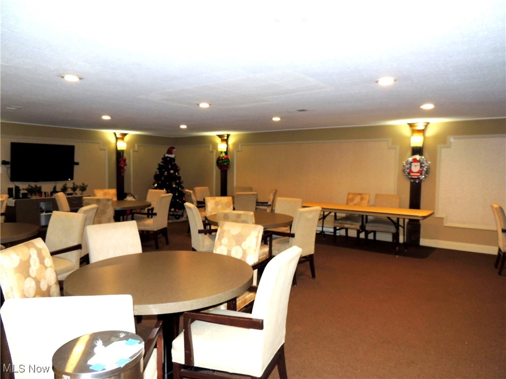 3070 Kent Road, Unit 406 Stow, OH 44224 - Photo 25 of 33 Party room