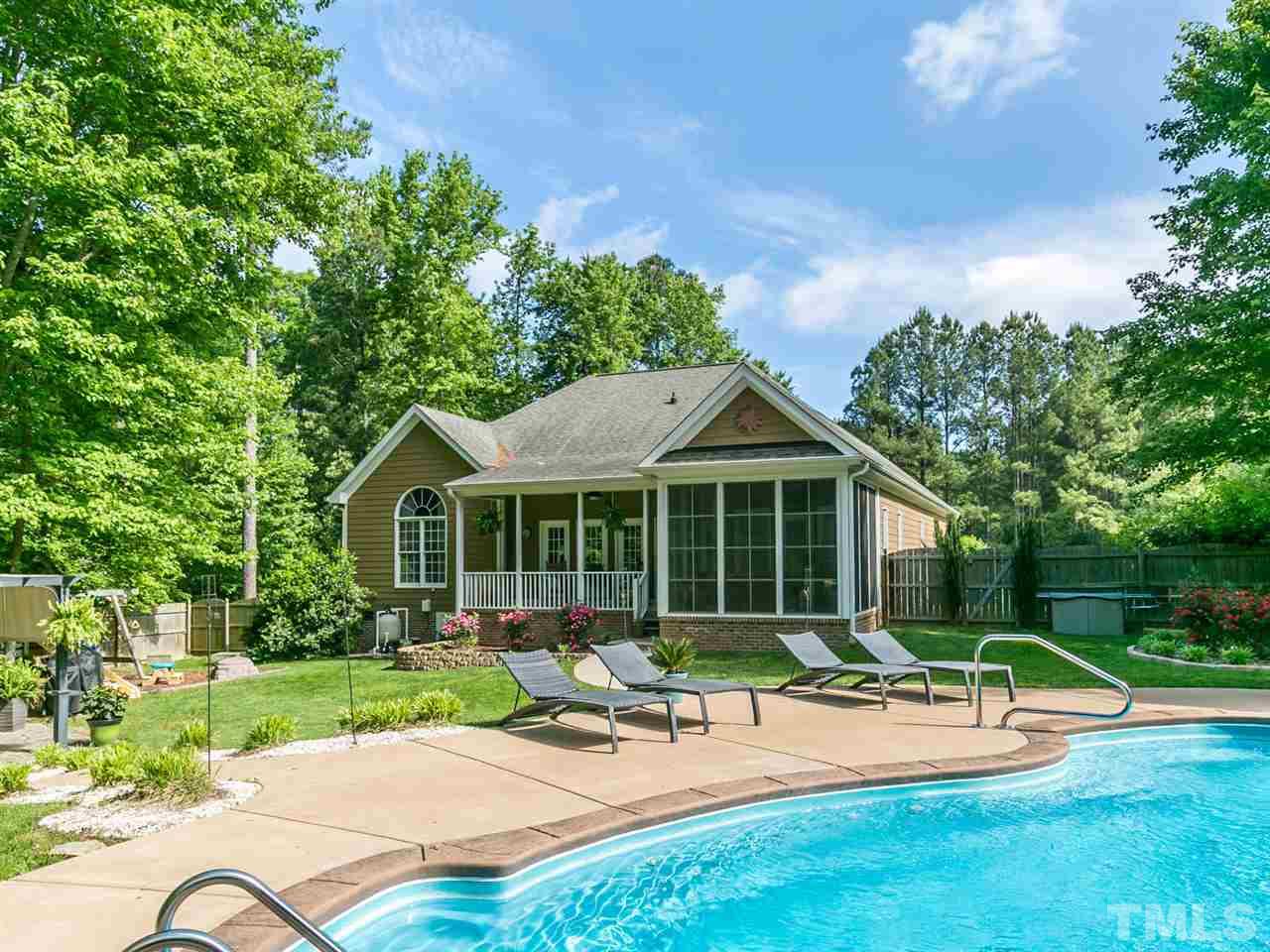 3528 Layton Ridge Drive Apex, NC 27539 - Photo 2 of 27 Gallery Image 2