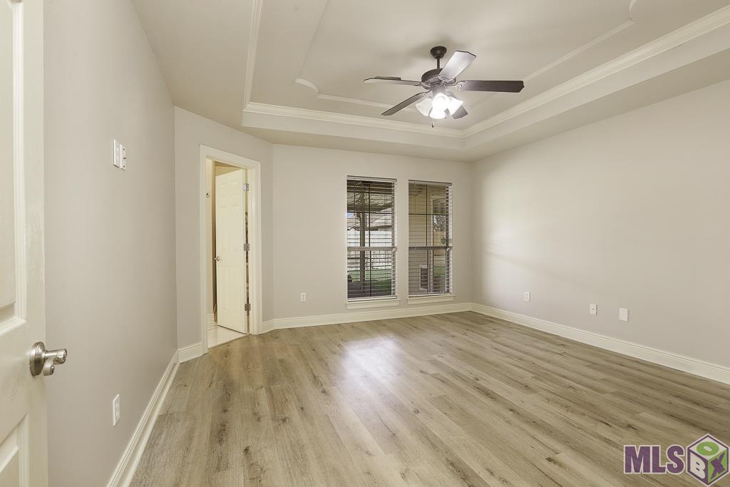 17715 Doc Bar Avenue Baton Rouge, LA 70817 - Photo 11 of 27 Primary Bedroom