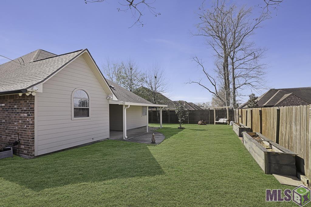 17715 Doc Bar Avenue Baton Rouge, LA 70817 - Photo 23 of 27 Backyard