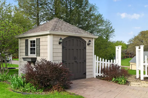 $539,900 | 9196 Shade Tree Circle, Galesburg, MI 49053