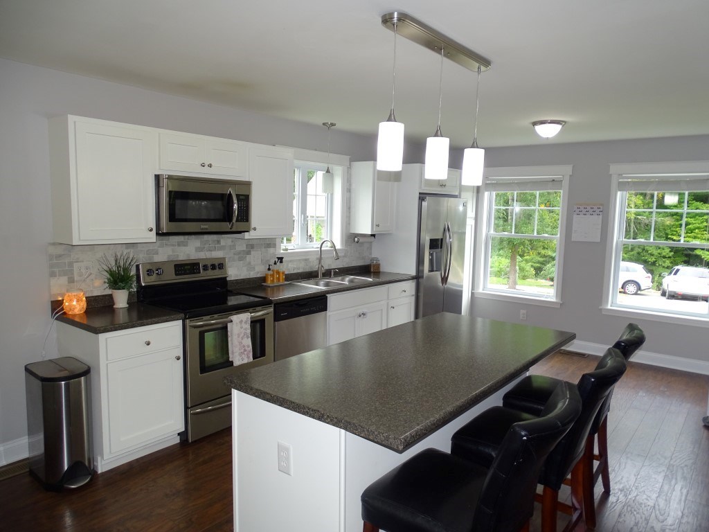 15 Constitution Way Rochester, NH 03867 - Photo 4 of 31