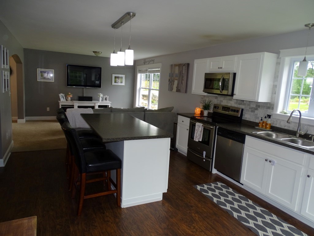 15 Constitution Way Rochester, NH 03867 - Photo 7 of 31