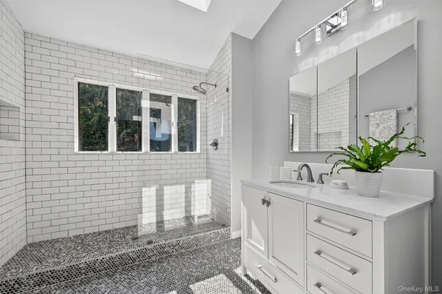 $659,000 | 61 West Corbett Road, Montgomery, NY 12549