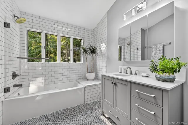 $659,000 | 61 West Corbett Road, Montgomery, NY 12549