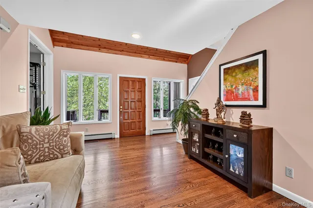 $659,000 | 61 West Corbett Road, Montgomery, NY 12549