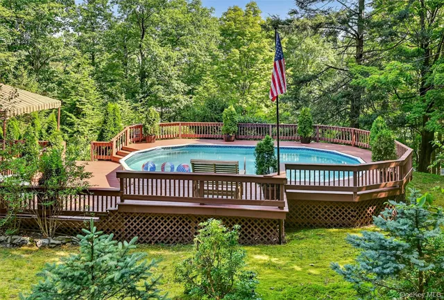 $659,000 | 61 West Corbett Road, Montgomery, NY 12549