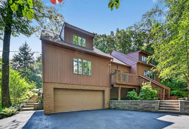 $659,000 | 61 West Corbett Road, Montgomery, NY 12549