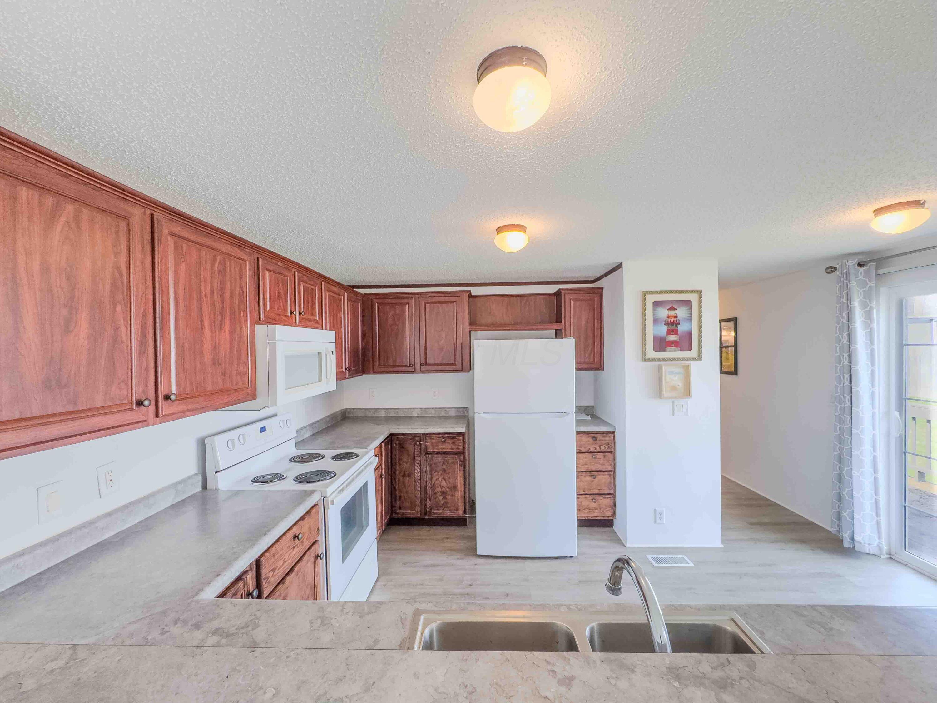 11407 Kickapoo Path Lakeview, OH 43331 - Photo 11 of 22 Kitchen