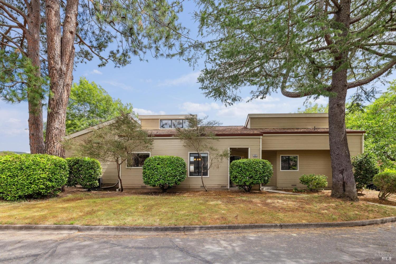 4727 Shade Tree Lane Santa Rosa, CA 95405 - Photo 1 of 1 Gallery Image 1