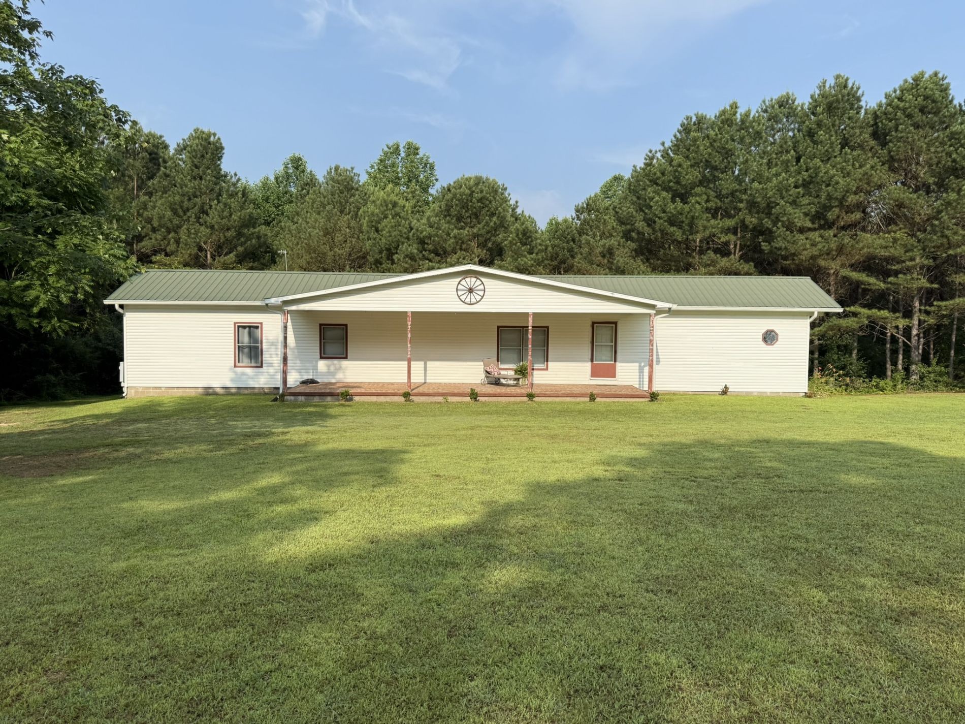 178 Reeves Road Hohenwald, TN 38462 - Photo 1 of 13 Gallery Image 1