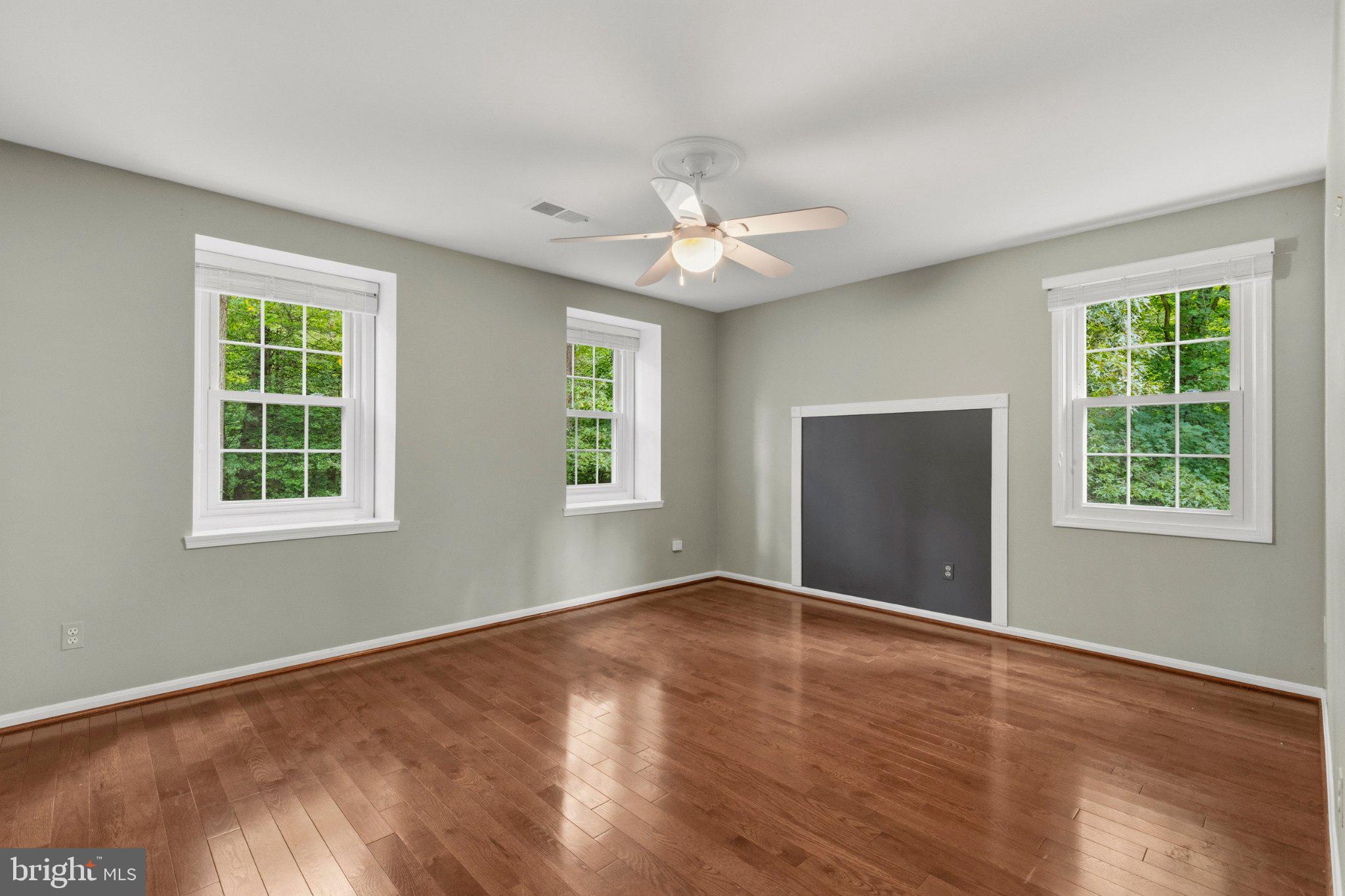11800 Grey Birch Place Reston, VA 20191 - Photo 22 of 37 Gallery Image 22