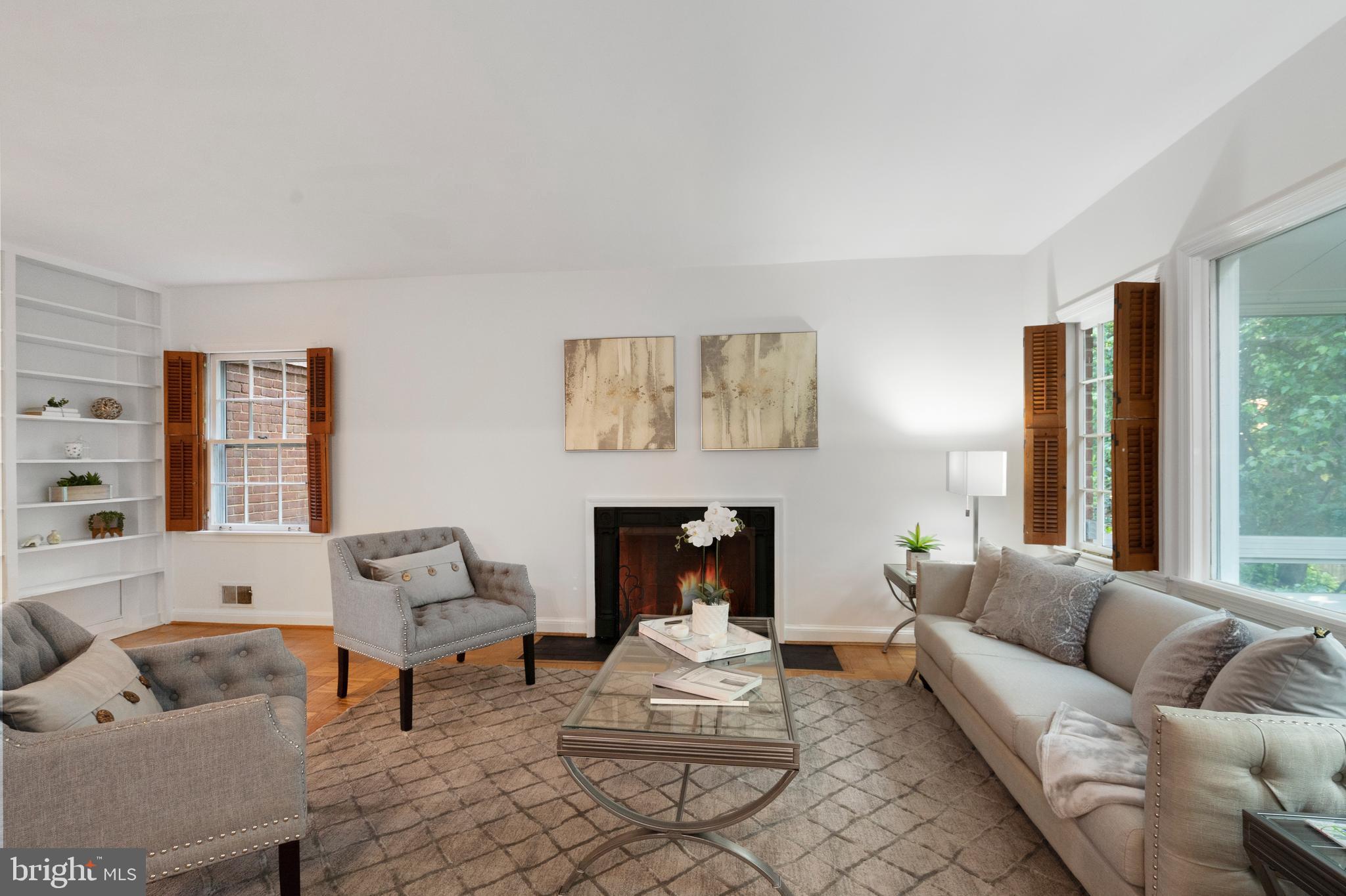 1650 Foxhall Road Northwest Washington, DC 20007 - Photo 11 of 34 Family Room