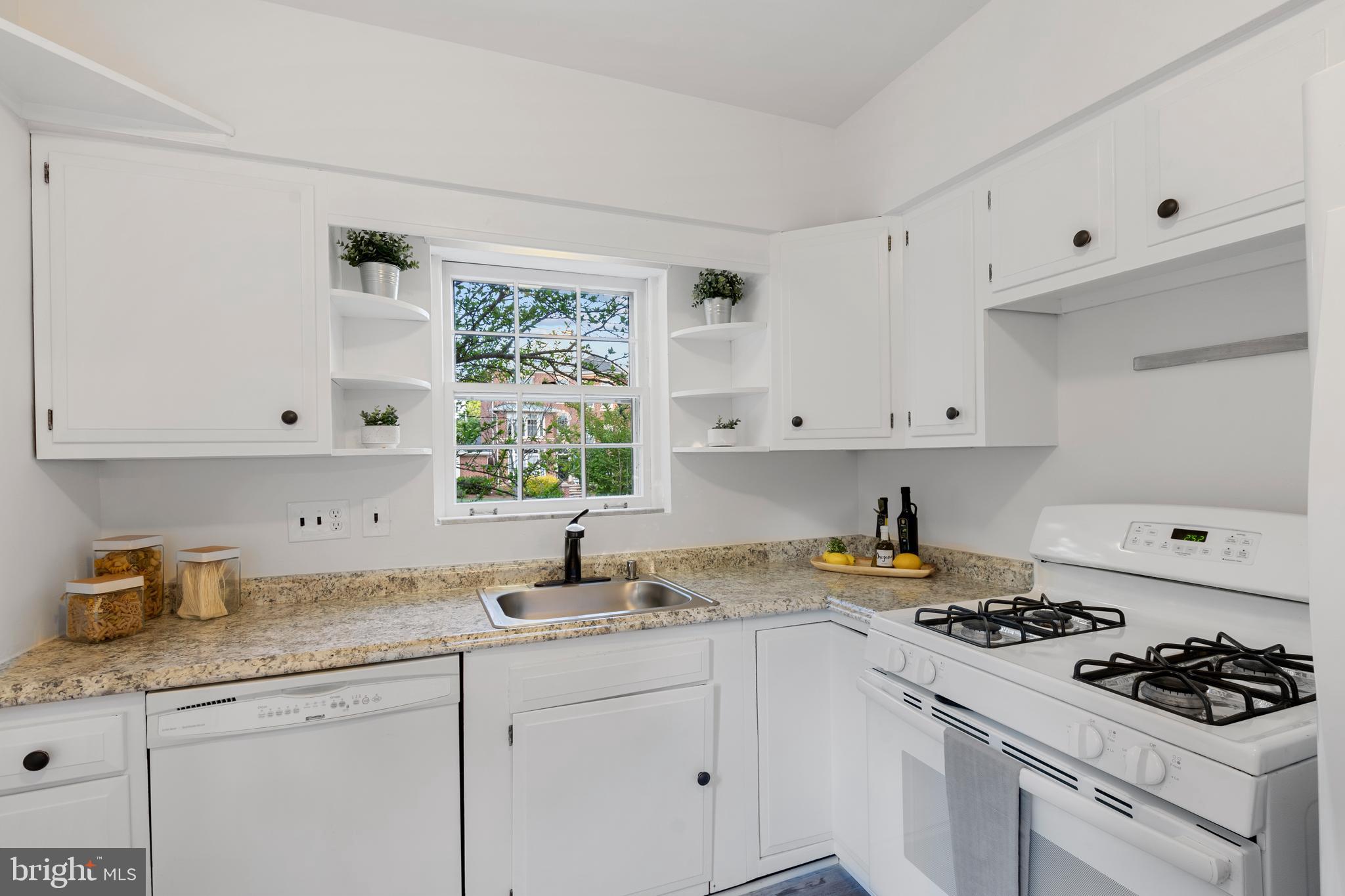 1650 Foxhall Road Northwest Washington, DC 20007 - Photo 13 of 34 Kitchen