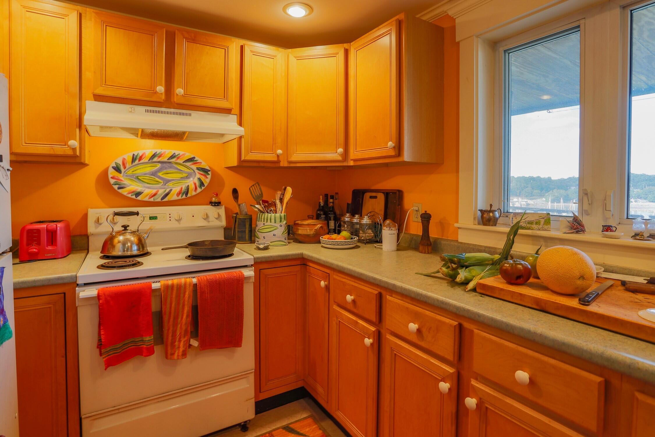 29 Bridge Street, Unit 5 Belfast, ME 04915 - Photo 12 of 29 b8