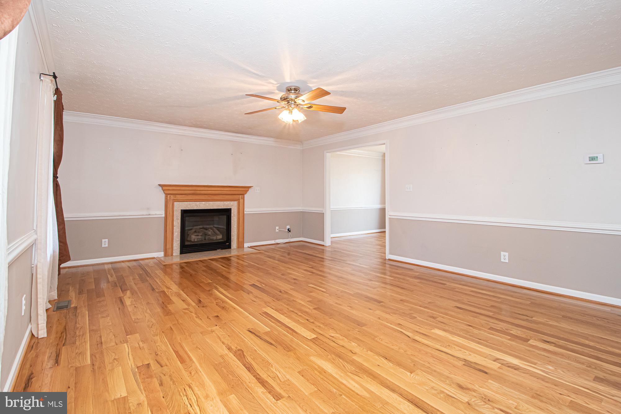 646 Guard Hill Road Middletown, VA 22645 - Photo 9 of 56 Living room