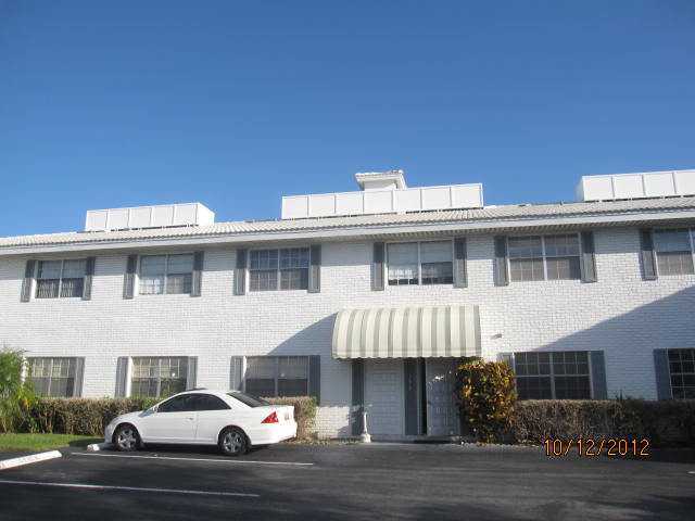299 Southwest 7th Street, Unit 101 Boca Raton, FL 33432 - Photo 1 of 12 Primary Photo