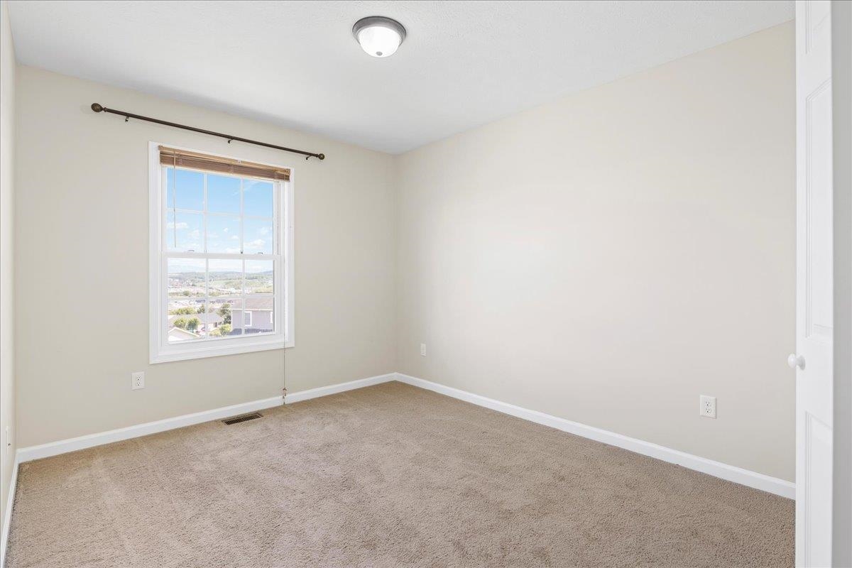 3265 Hebron Court Harrisonburg, VA 22801 - Photo 16 of 30 an empty room with a window