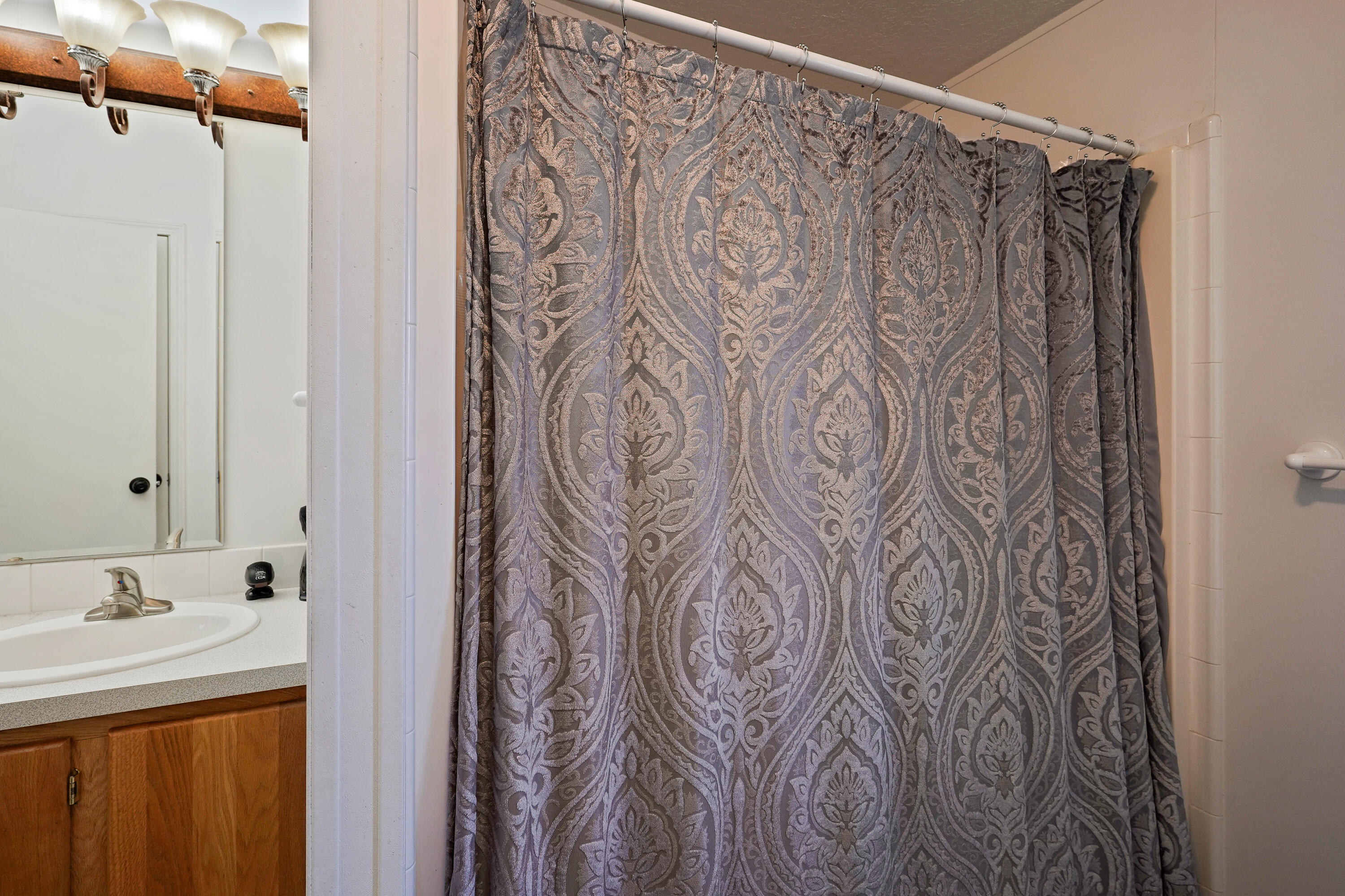 9167 Southwest Meadow Road Terrebonne, OR 97760 - Photo 20 of 36 DSC01683