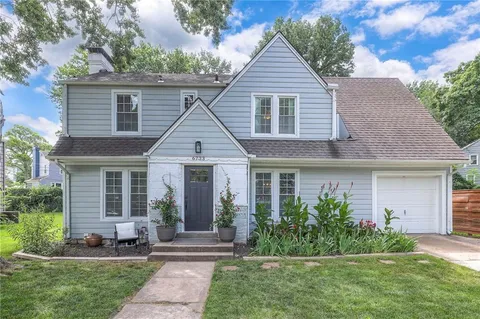 $450,000 | 6733 Rockhill Road, Kansas City, MO 64131