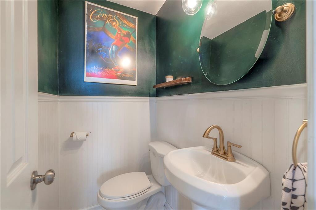 6733 Rockhill Road Kansas City, MO 64131 - Photo 22 of 43