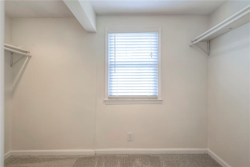 6733 Rockhill Road Kansas City, MO 64131 - Photo 34 of 43