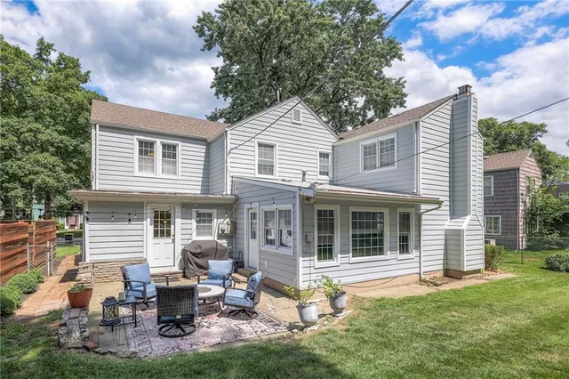 $470,000 | 6733 Rockhill Road, Kansas City, MO 64131