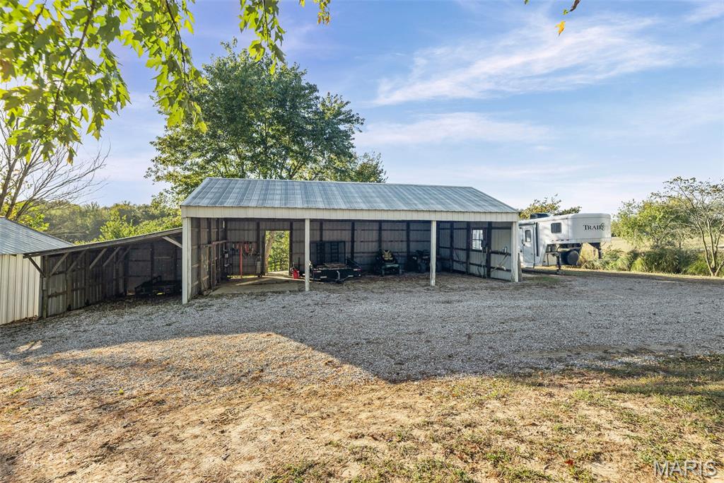 1053 Gilmore Lake Road Waterloo, IL 62298 - Photo 11 of 82