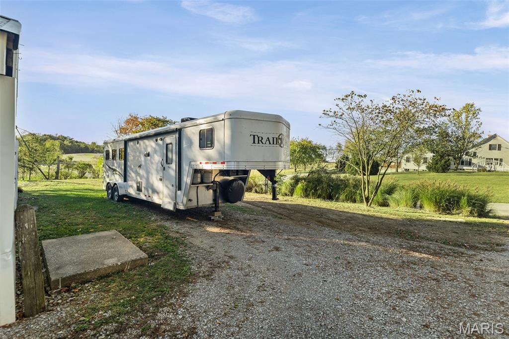 1053 Gilmore Lake Road Waterloo, IL 62298 - Photo 14 of 82