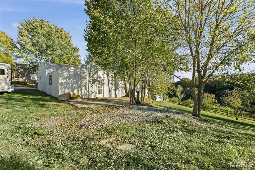 1053 Gilmore Lake Road Waterloo, IL 62298 - Photo 15 of 82