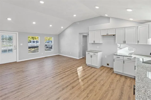 $825,000 | 1053 Gilmore Lake Road, Waterloo, IL 62298