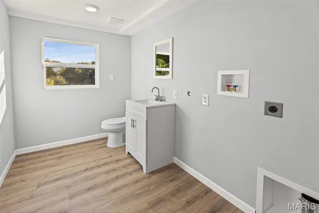 $825,000 | 1053 Gilmore Lake Road, Waterloo, IL 62298