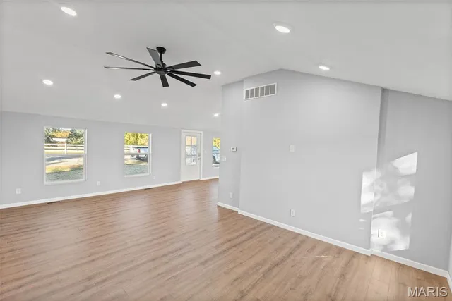 $825,000 | 1053 Gilmore Lake Road, Waterloo, IL 62298