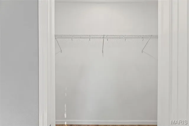 $825,000 | 1053 Gilmore Lake Road, Waterloo, IL 62298