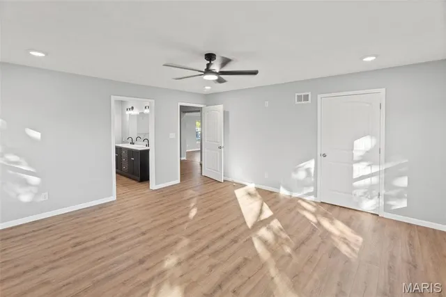 $825,000 | 1053 Gilmore Lake Road, Waterloo, IL 62298