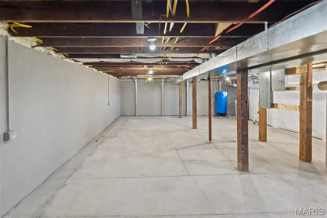 $825,000 | 1053 Gilmore Lake Road, Waterloo, IL 62298