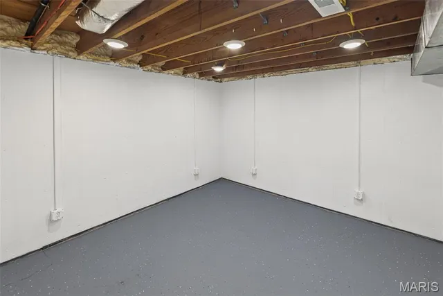 $825,000 | 1053 Gilmore Lake Road, Waterloo, IL 62298