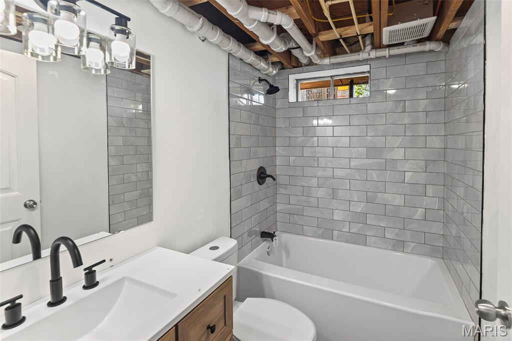 1053 Gilmore Lake Road Waterloo, IL 62298 - Photo 62 of 82