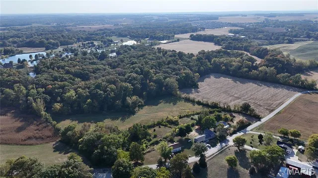 $825,000 | 1053 Gilmore Lake Road, Waterloo, IL 62298