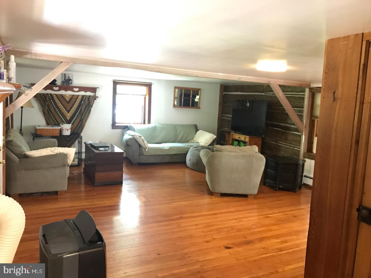 1571 Chestnut Ridge Road Upper Black Eddy, PA 18972 - Photo 6 of 23 Living Room