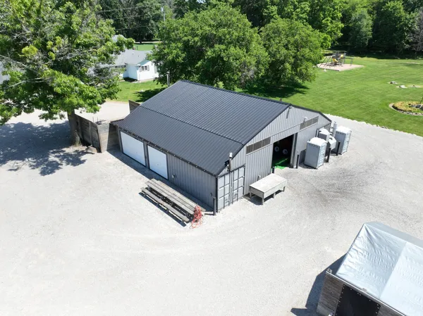 $3,499,999 | 3371 Noble Road, Oxford, MI 48370