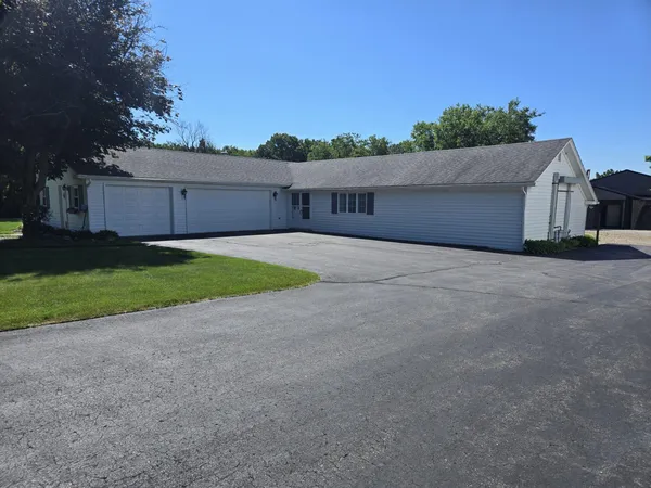 $3,499,999 | 3371 Noble Road, Oxford, MI 48370