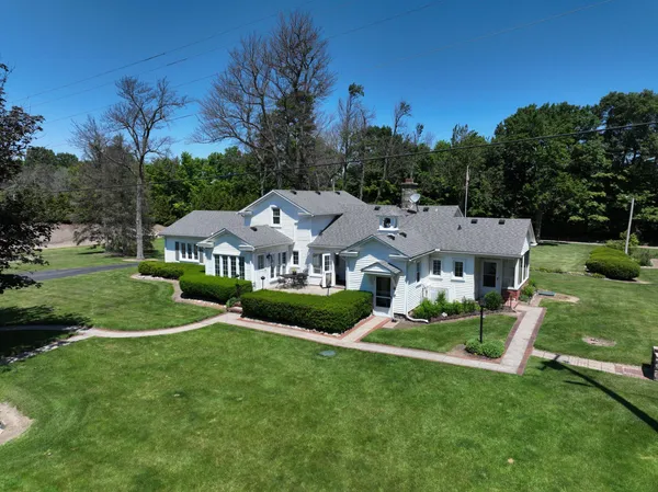 $3,499,999 | 3371 Noble Road, Oxford, MI 48370