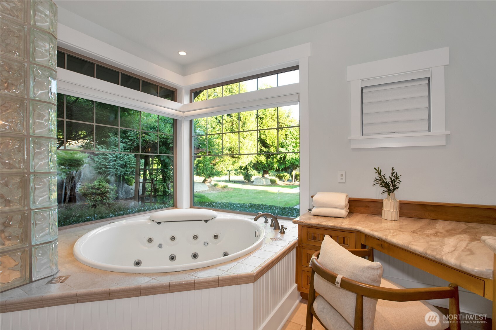 7732 Rich Road Southeast Olympia, WA 98501 - Photo 18 of 40 a bathroom with a tub and sink