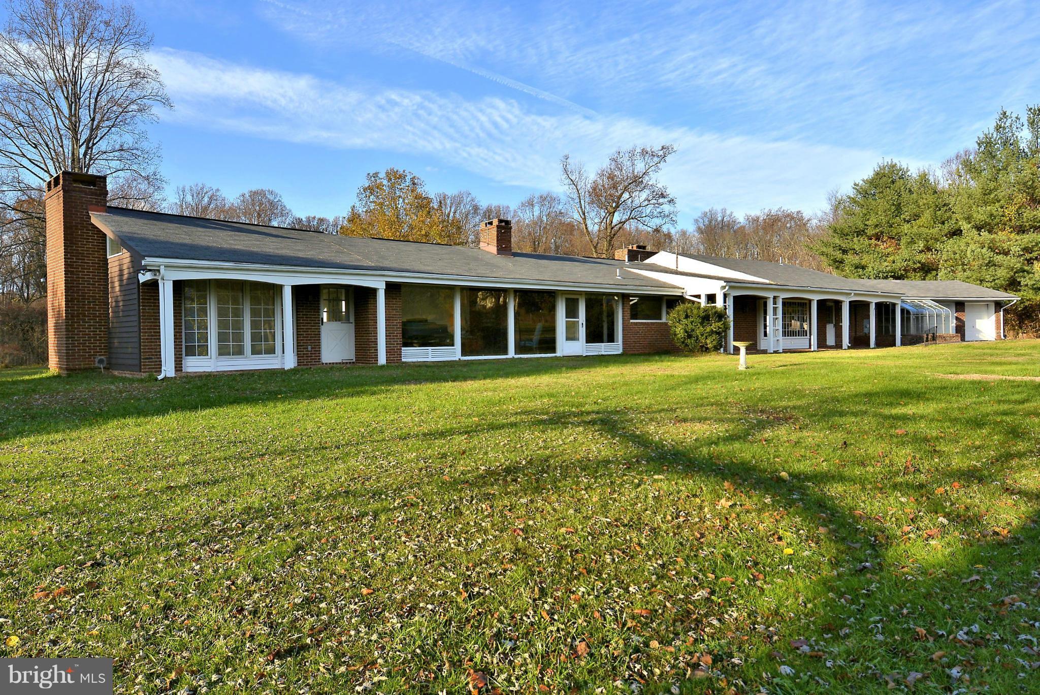 400 Ednor Road Ashton, MD 20861 - Photo 1 of 30 Exterior (Front)
