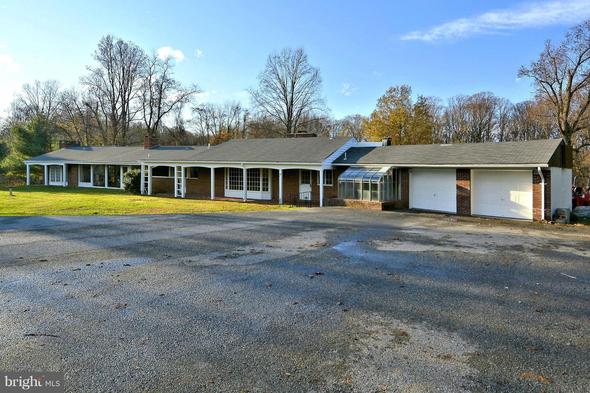 400 Ednor Road Ashton, MD 20861 - Photo 2 of 30 Exterior (Front)