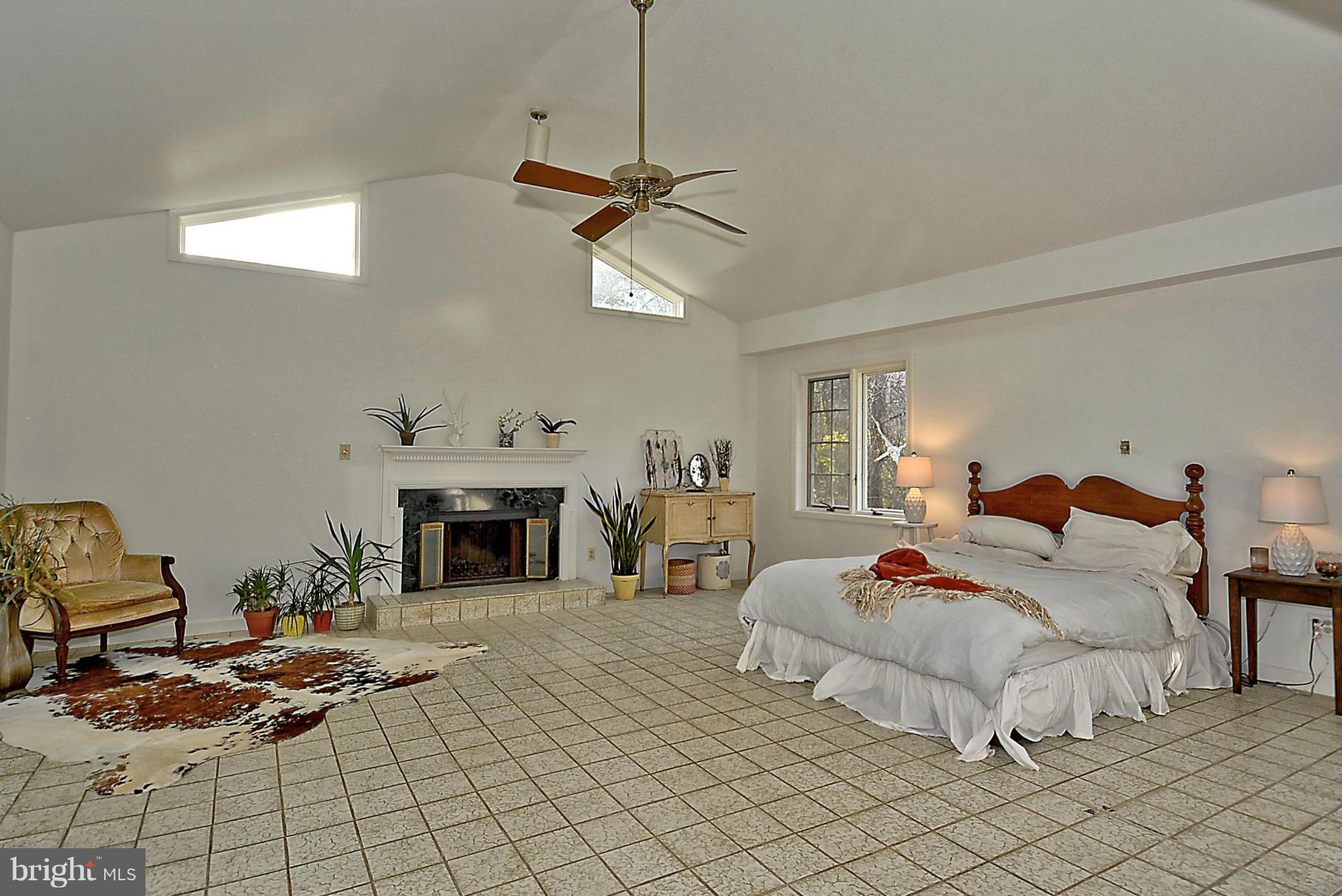 400 Ednor Road Ashton, MD 20861 - Photo 19 of 30 Bedroom (Master)