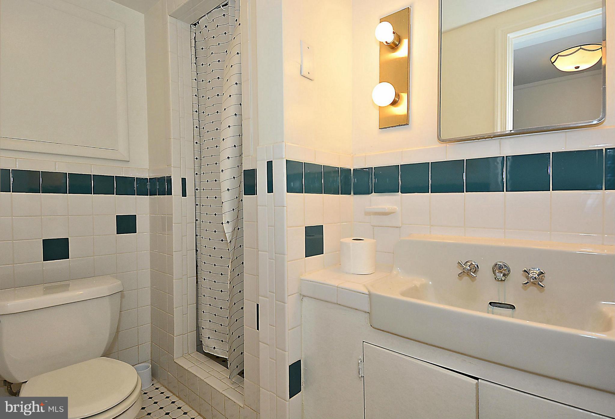 400 Ednor Road Ashton, MD 20861 - Photo 25 of 30 Bath